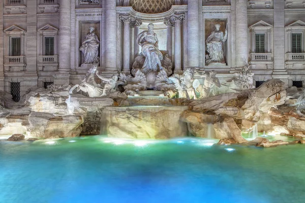 Освещение Знаменитого Фонтана Треви Риме — стоковое фото