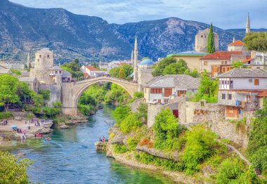 Mostar ve Bosna ve Hersek'teki köprü manzara