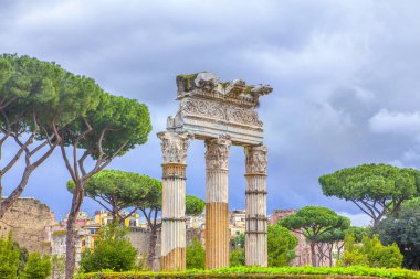 Roma Forumu kalıntıları Roma, İtalya