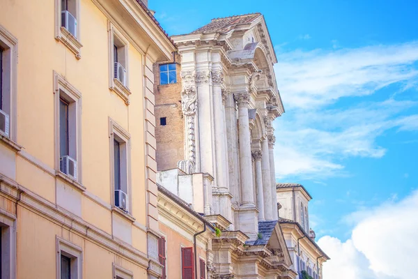 Детали Традиционной Архитектуры Рима — стоковое фото