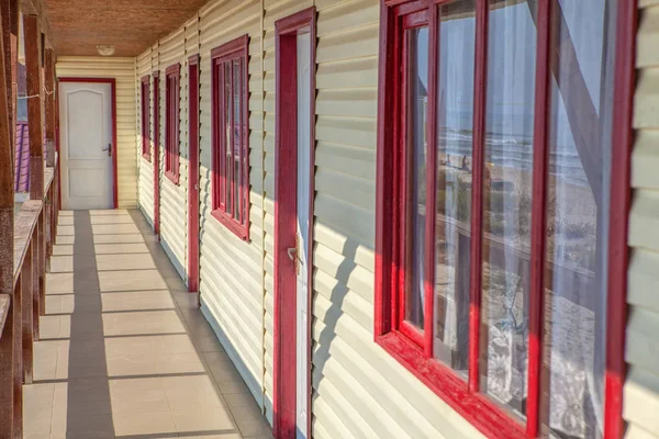 Edificio Con Porche Playa — Foto de Stock