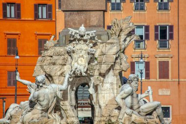 Roma'daki Piazza Navona çeşmesi 