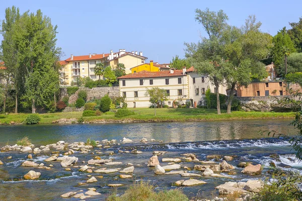 Ribeira Rio Brenta Bassano Del Grappa Italia — Fotografia de Stock