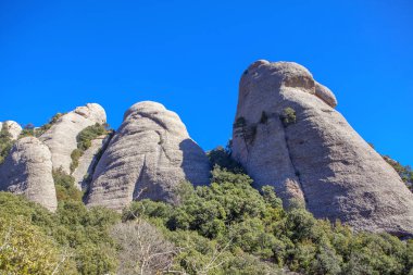 Montserrat dağlarının büyük taş