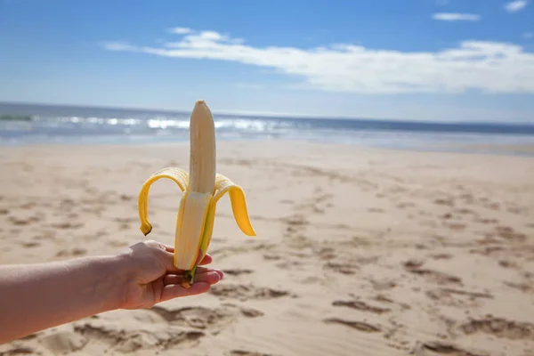 Banana Mão Praia — Fotografia de Stock