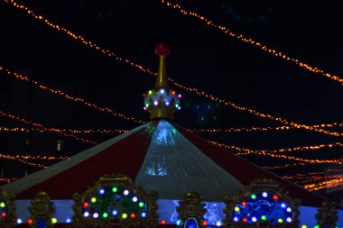 Noel gecesi harika atlıkarınca