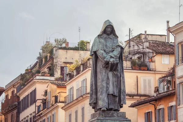 Estátua Giordano Bruno Erguida Campo Fiori Roma — Fotografia de Stock