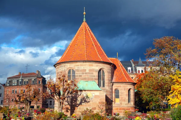 Iglesia Cementerio Nuremberg Iglesia Johannis Nuremberg Alemania Cementerio Otoño — Foto de Stock