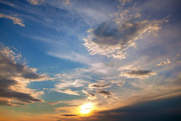 Panoramablick Auf Den Himmel Mit Wolken Der Dämmerung Dämmerung Leichte — Stockfoto