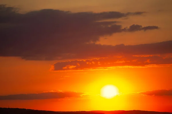 Letní Večer Krásným Západem Slunce — Stock fotografie