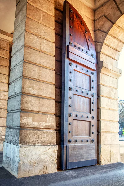 Деревянные Ворота Старого Города Архитектурные Детали Входа — стоковое фото