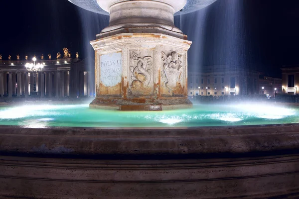 Фонтан Бернини Ватикане Ночной Фонтан Площади Петра — стоковое фото