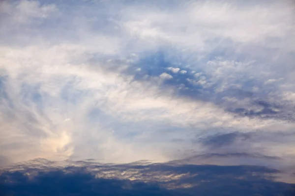 Stratus Clouds Hang Low Sky — Stock Photo, Image