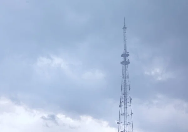 Torre Televisión Niebla Antena Para Televisión — Foto de Stock