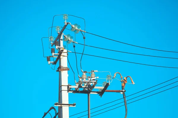 Conexiones Poste Eléctrico Alto Voltaje — Foto de Stock