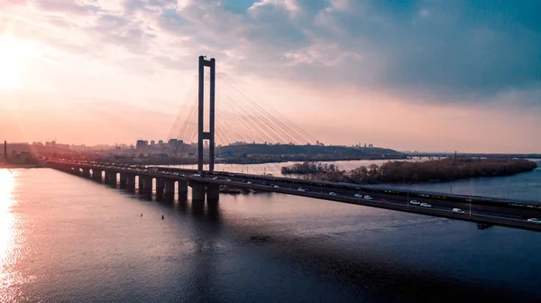 Dinyeper Nehri üzerinde köprünün gün fotoğraf