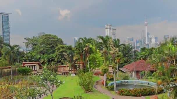 Widok na panoramę Kuala Lumpur panorma. Maja 2018, Kuala Lumpur, Malezja 4k — Wideo stockowe