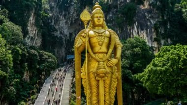 Lord erdal Hindu Tanrı heykeli Malezya zaman atlamalı 4k c ve turistik akışında