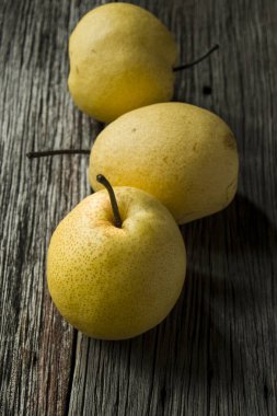  Çin armuduyla hayat devam ediyor