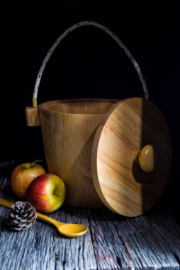 Elmanın durgun yaşamı