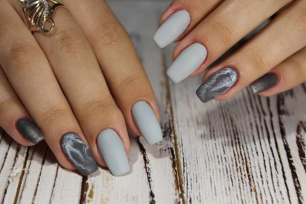 Modieuze Manicure Lange Nagels Een Mooie Textuur — Stockfoto