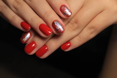 güzel uzun tırnaklar manikür şık tasarım