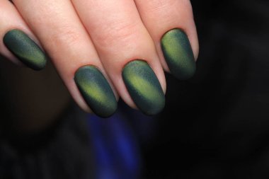 göz alıcı manikür çivi güzel eller üzerinde