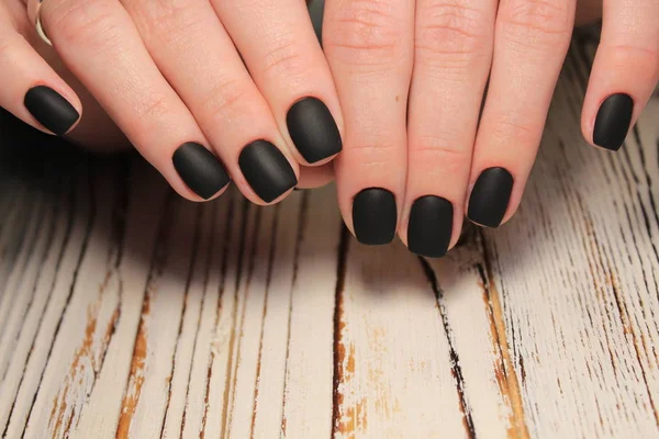 Manucure Glamour Des Ongles Sur Belles Mains Féminines — Photo