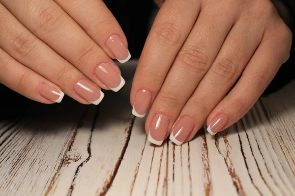 Efektowne Manicure Paznokci Piękne Kobiece Dłonie — Zdjęcie stockowe