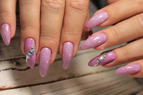 Glamouröse Maniküre Von Nägeln Schönen Weiblichen Händen — Stockfoto
