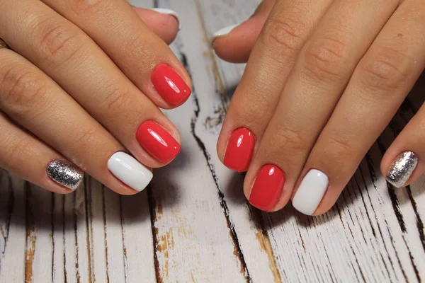 Trendy Roze Manicure Van Nagels Een Mooie Textuur Achtergrond — Stockfoto