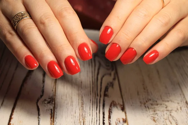 Belas Mãos Femininas Com Uma Manicure Moda Fundo — Fotografia de Stock