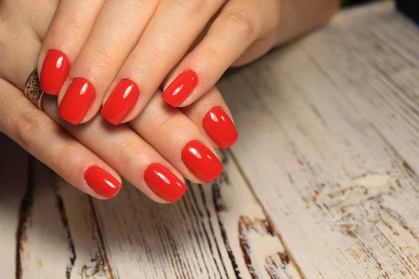 Sexy Rode Manicure Mooie Vrouwelijke Handen — Stockfoto