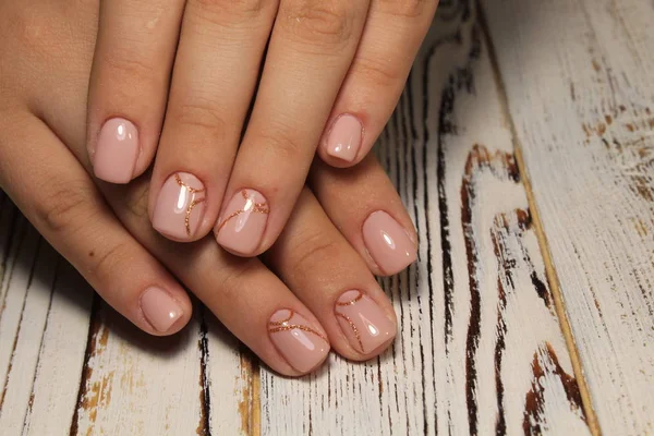 Efektowne Manicure Paznokci Piękne Kobiece Dłonie — Zdjęcie stockowe