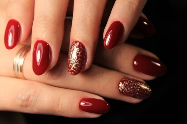 Moda Manicure Vermelho Belas Mãos Femininas — Fotografia de Stock