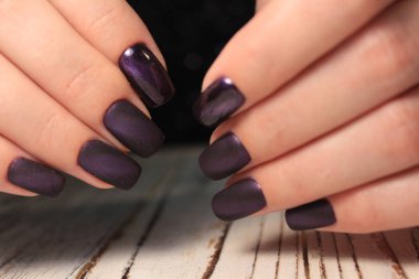 güzel moda tasarım ile uzun tırnaklar manikür