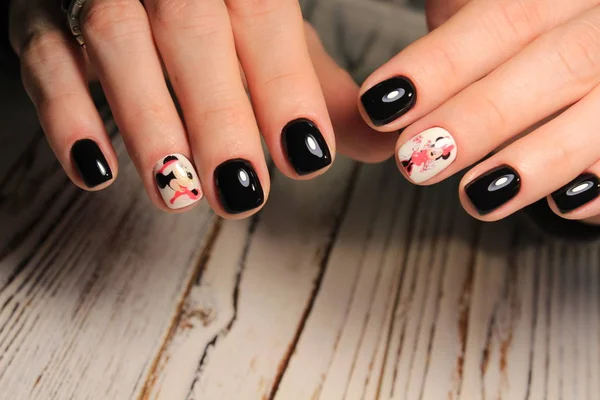 Mooie Mode Manicure Met Een Ontwerp Lange Nagels — Stockfoto