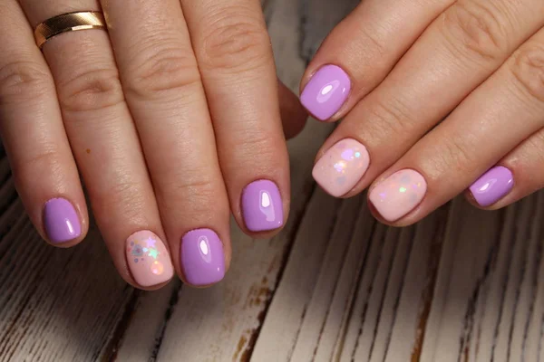 Glamoureuze Roze Manicure Mooie Vrouwelijke Handen — Stockfoto