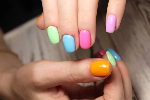 Bella Manicure Multicolore Strutturato Moda Sfondo Chiodo — Foto Stock