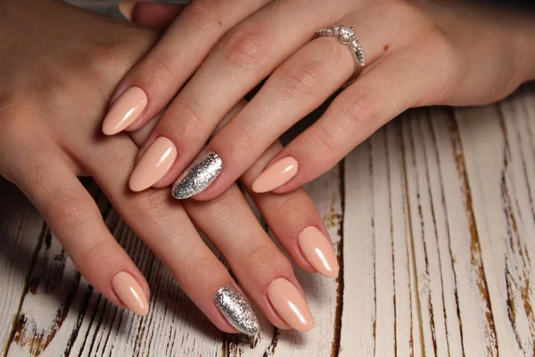 Manicura Melocotón Con Estilo Uñas Largas Hermosas — Foto de Stock