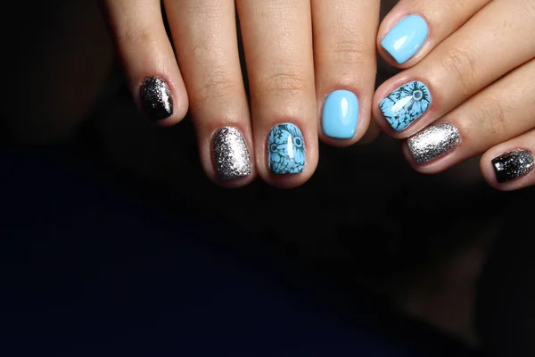 Glamoureuze Manicure Van Nagels Mooie Vrouwelijke Handen — Stockfoto