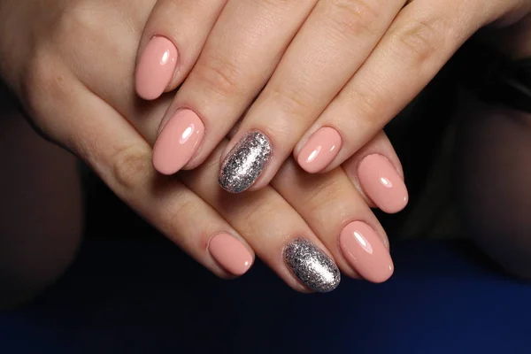 Glamoureuze Manicure Van Nagels Mooie Vrouwelijke Handen — Stockfoto