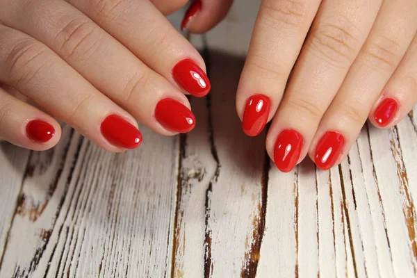 Mooie Rode Manicure Vrouwelijke Handen Textuur — Stockfoto