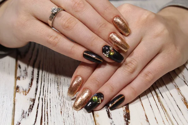 Fashion Manicure Long Nails Gold Black Color — Stock Photo, Image