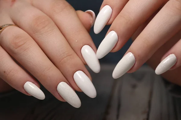 Manicure di moda di unghie — Foto Stock