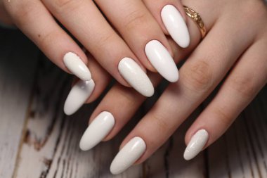 tasarımı ile şık manikür