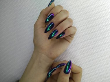 güzel yeşil manikür