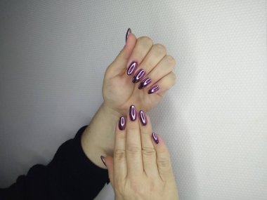 çivi güzel manikür