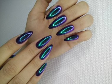 çivi güzel manikür