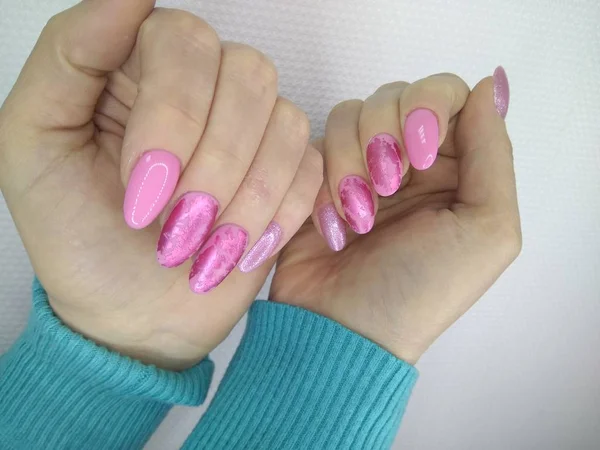 Manicure rosa sexy — Fotografia de Stock
